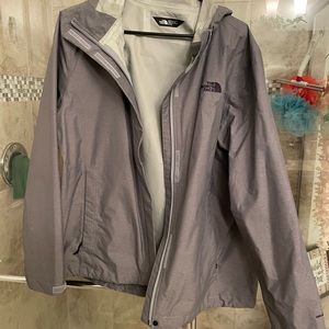 North face women’s XL rain coat